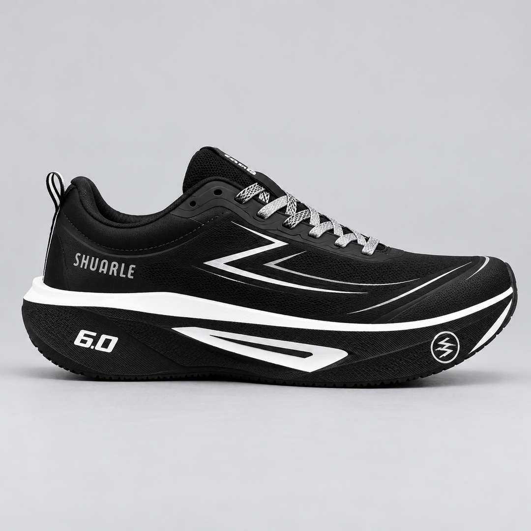 CHUNTA Arc 6.0 in Black / White, outer lateral view