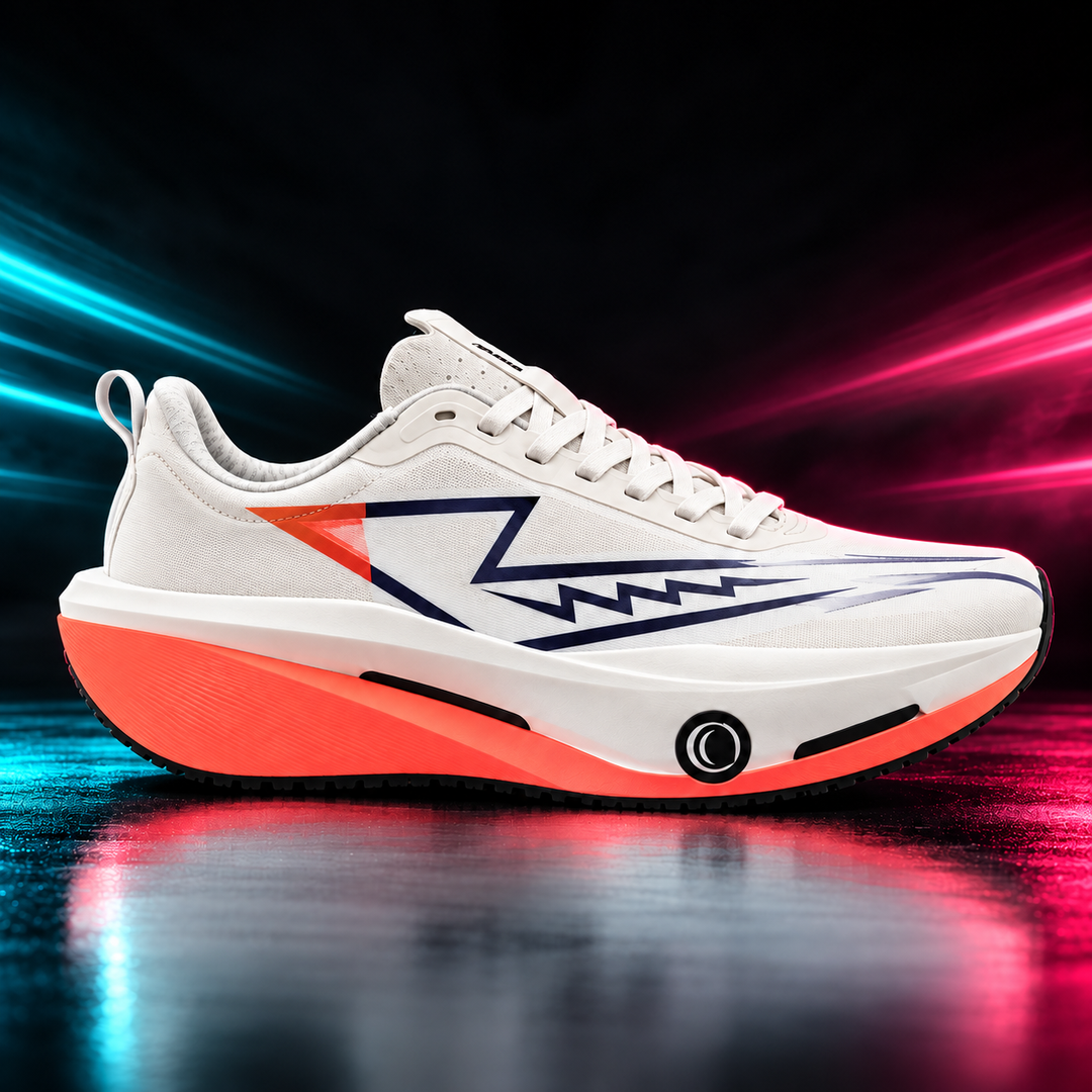 CHUNTA Vector in White / Coral, outer lateral campaign view
