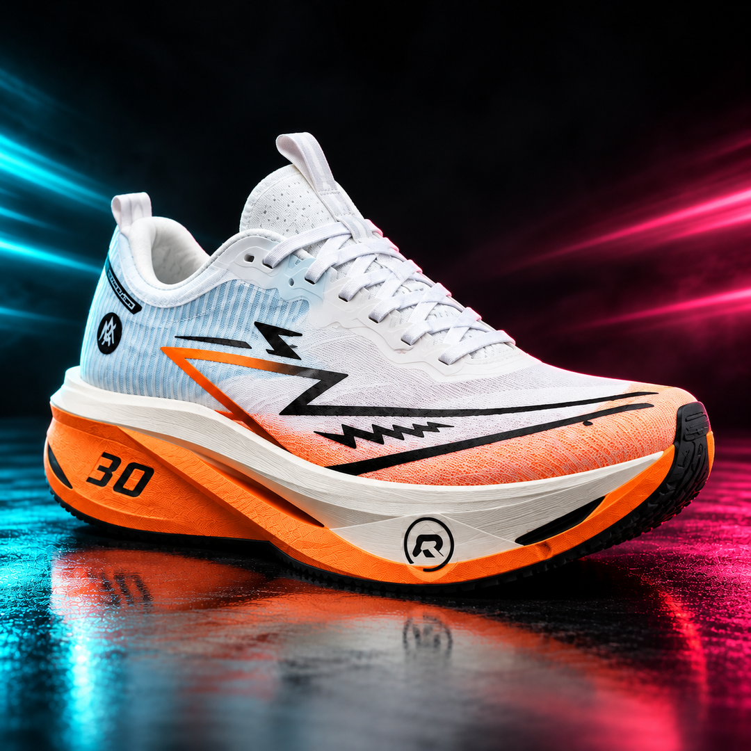 CHUNTA Tempo in White / Orange, front three-quarter campaign view